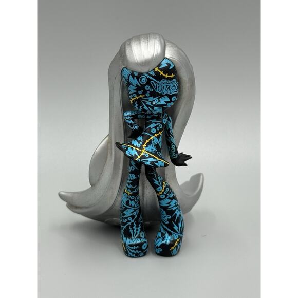 Monster High Vinyl Chase Variant Figure Frankie Stein Doll 4” Mattel 2014 - Picture 1 of 6